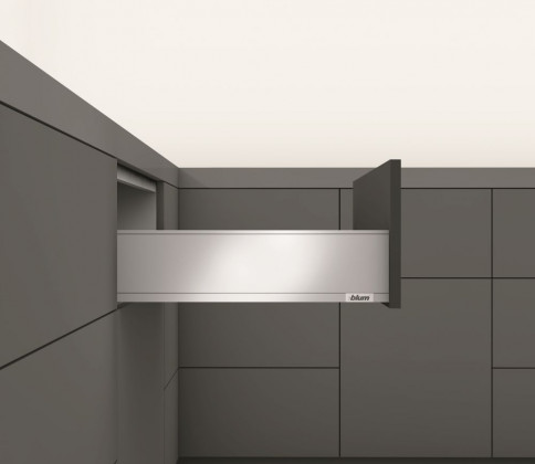 K-BLUM Legrabox K 500mm/40kg,szary,wkręt+mata antypośli.Ago-System 80 antracyt K-BLUM Legrabox K 500mm/40kg,szary,wkręt+mata antypośli.Ago-System 80 antracyt