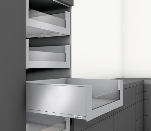 K-BLUM Legrabox C Pure 600 mm/70 kg, Tip-on, szary OG-M, wewnętrzny, szkło K-BLUM Legrabox C Pure 600 mm/70 kg, Tip-on, szary OG-M, wewnętrzny, szkło