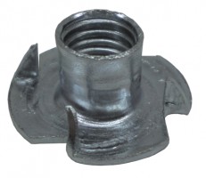 Nakrętka pazurkowa (mufa wbijana) M4x8mm