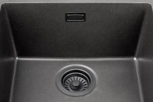 StrongSinks S3 Syfon oszczędzający miejsce do zlewozmy.z granitu,czarny zawór
